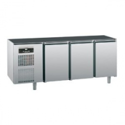 Купить стол с морозильный шкафом sagi kibb – цена от завода, доставка до двери | RuOborudovanie.ru